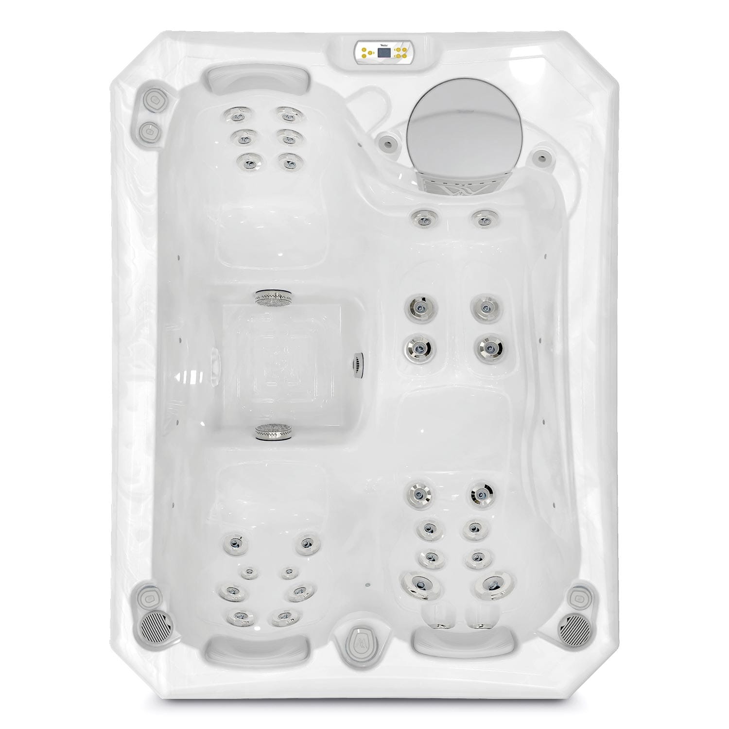 Wellis Manhattan hot tub