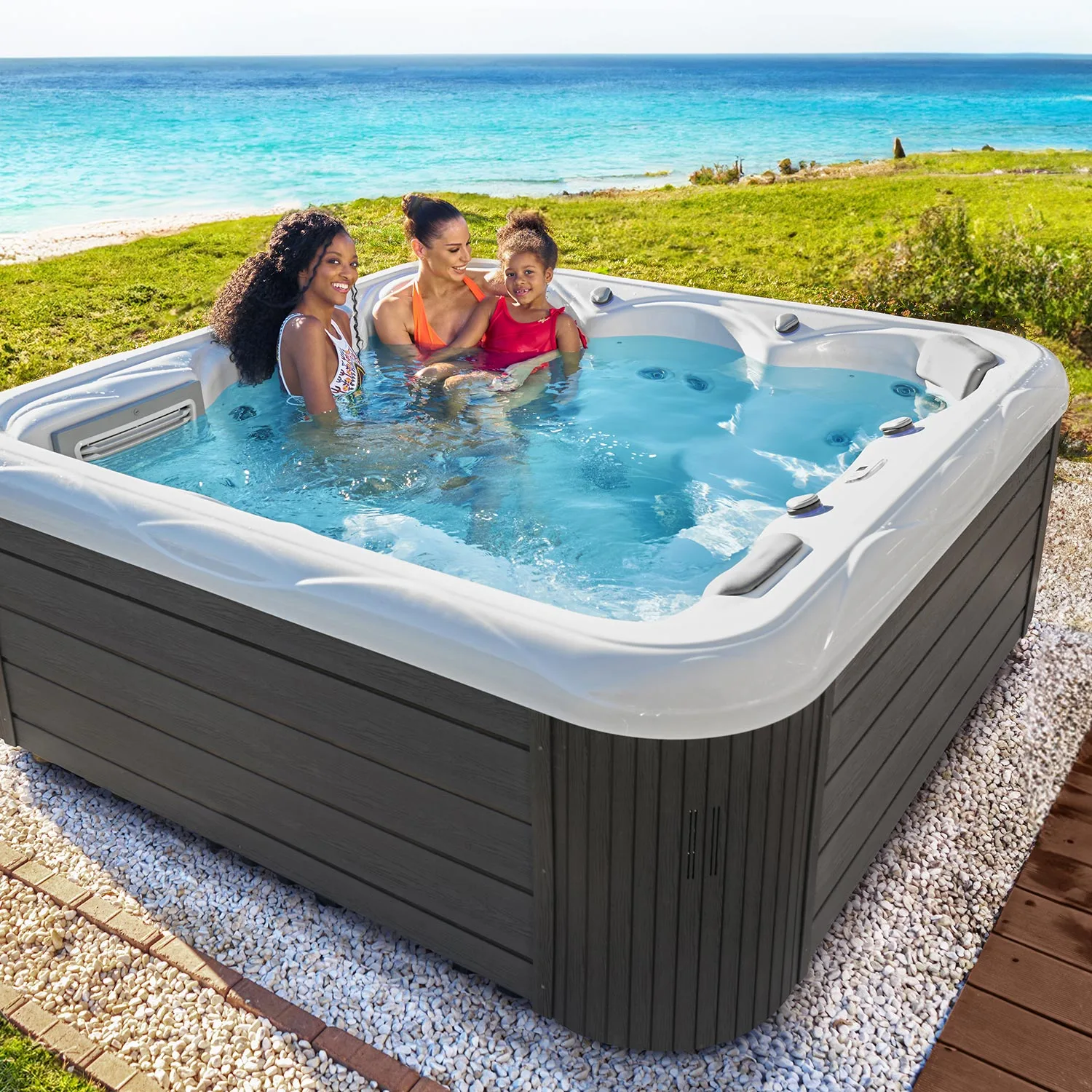 Wellis_Venus_hot_tub_lifestyle_8 Wellis_Venus_hot_tub_lifestyle_8